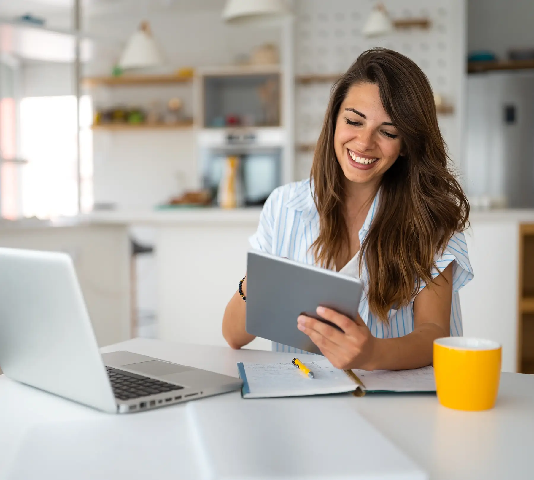 Home Office Furniture Designed for Ergonomic Comfort